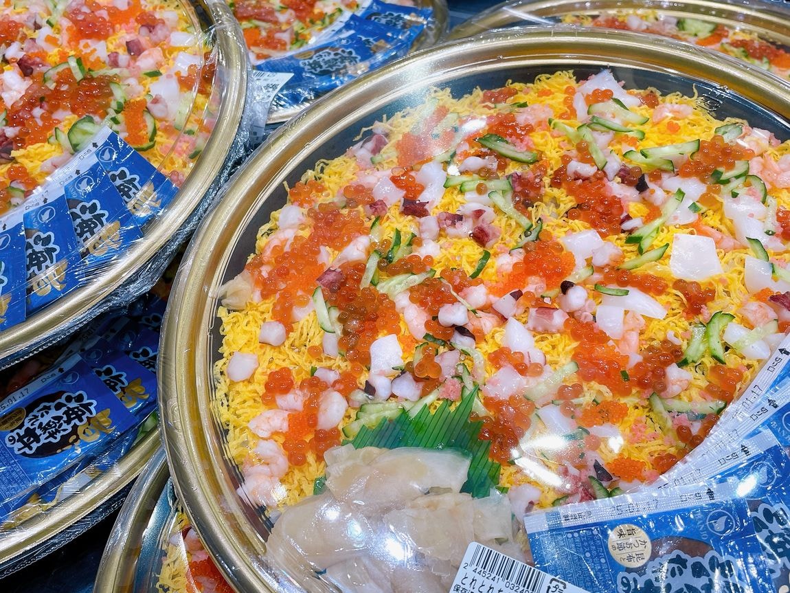 オーダー受付中☆ちらし寿司セット☆お寿司☆汁物☆桜餅☆ダイカット